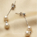 Round Fresh Water Pearl Earring